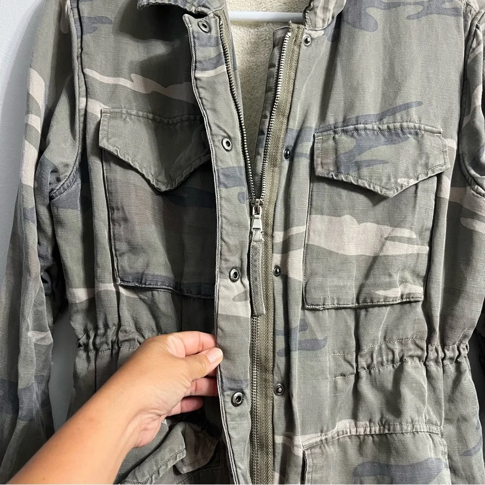 Rails Whitaker Tencel Linen Blend Camo Jacket w Faux Fur Lining Sz Medium Green - Picture 9 of 11